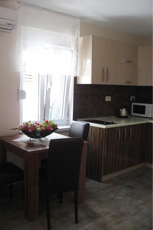Smokva Apartments Herceg Novi Szoba fotó